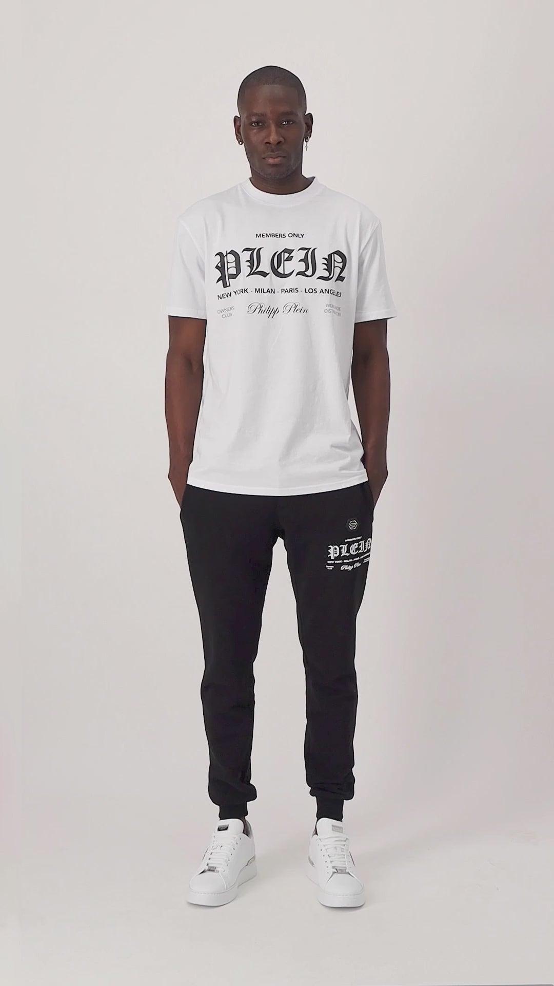 Load video: Philipp Plein White Round Neck SS T-Shirt