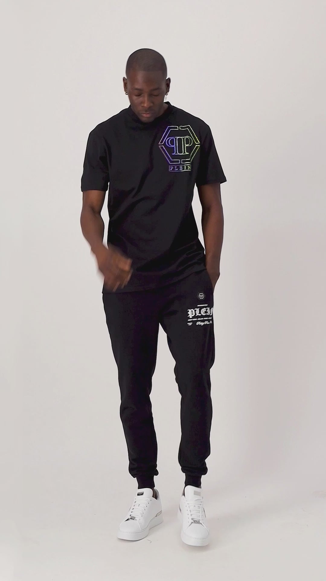 Load video: Philipp Plein Black SS T-Shirt